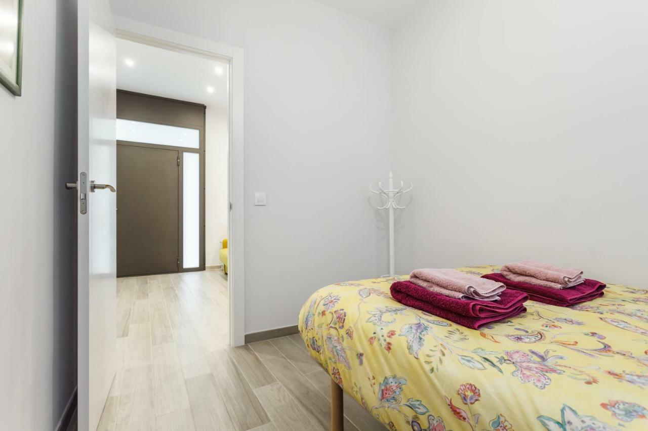 Beautiful Apartment 20 Minutes From City Center Оспиталет-де-Льобрегат Экстерьер фото